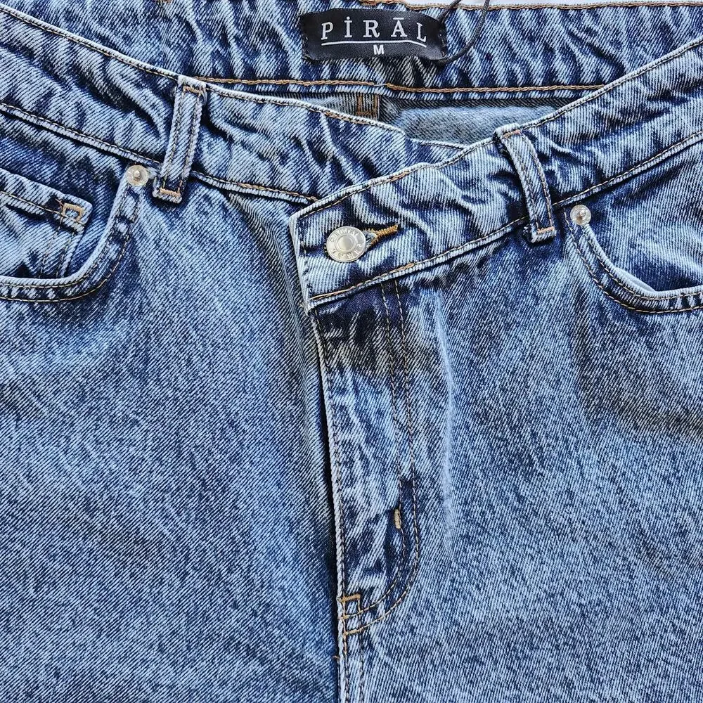 Piral Cross Button Straight Leg Blue Distressed Jeans Size Medium - Picture 6 of 11